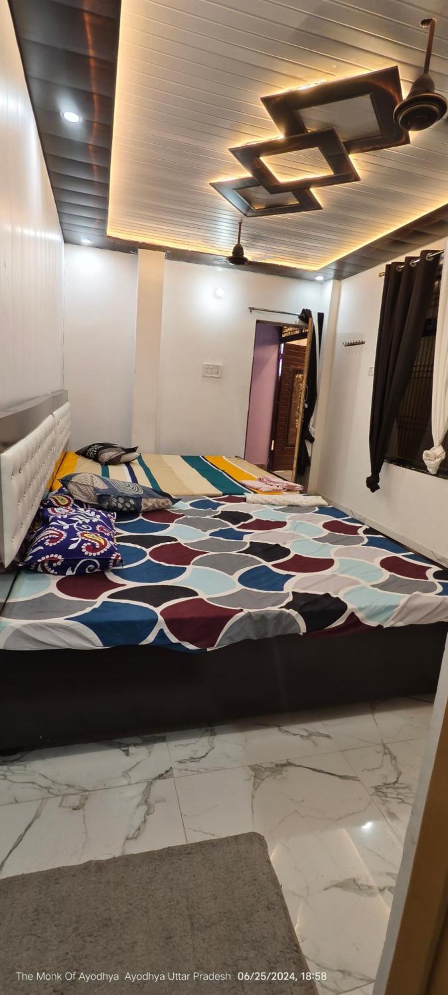 Shree Ayodhya Dham Guest House 300 Meter From Sri Ram Temple Free Pick Up , Drop , Breakfast & Wifi 외부 사진